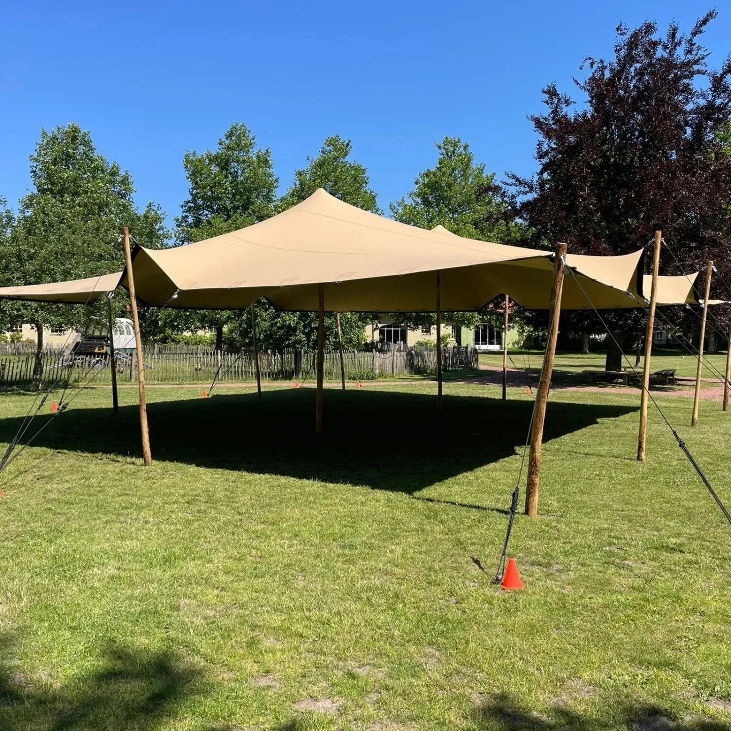 Stretchtent 10 x 10