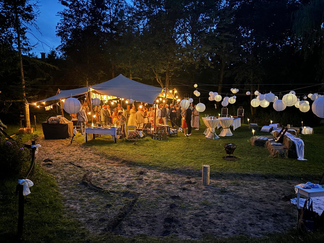 Hoe creëer je een festivalgevoel in een stretchtent op je eigen locatie?