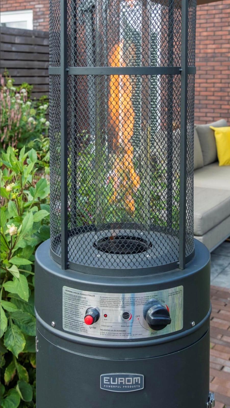 Flame heater